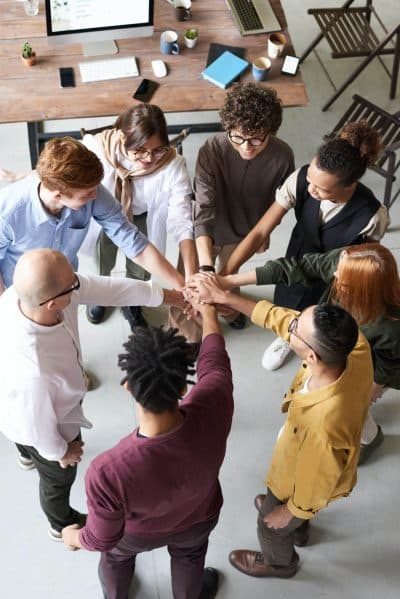 Process made easy for virtual teams to complete tasks